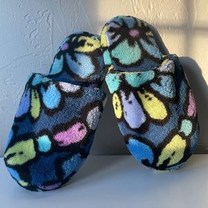 Vera Bradley Fuzzy Slippers